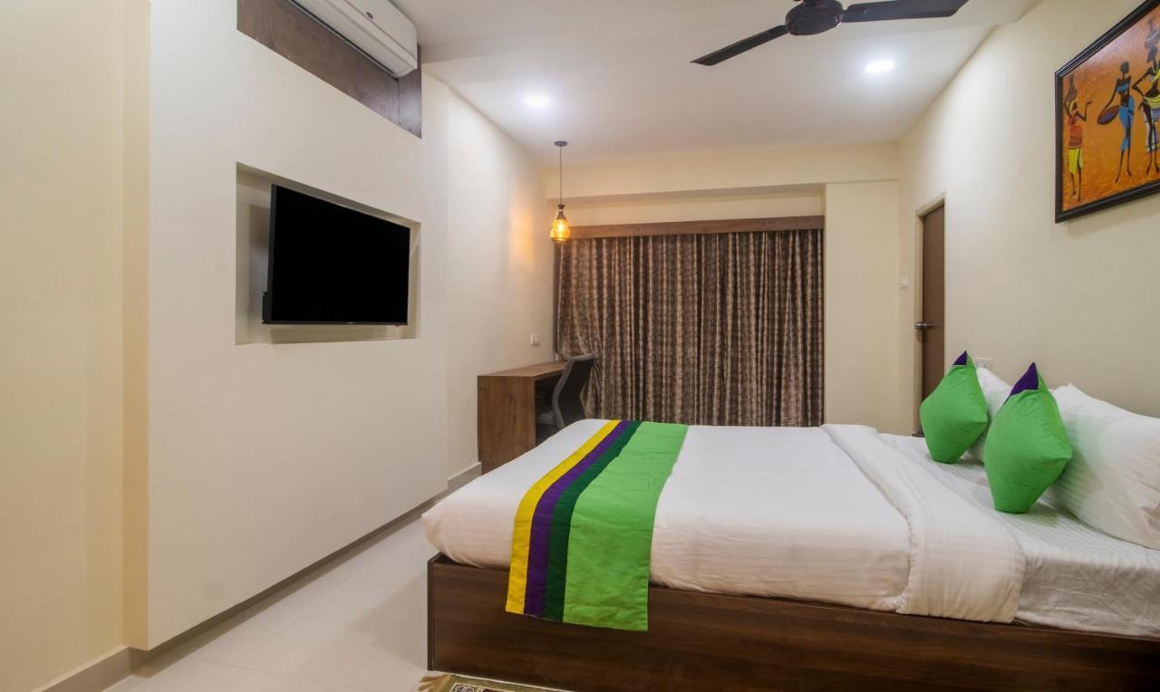 Treebo Navya The Park Hotel Hyderabad Luaran gambar