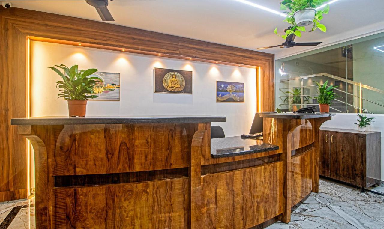 Treebo Navya The Park Hotel Hyderabad Luaran gambar