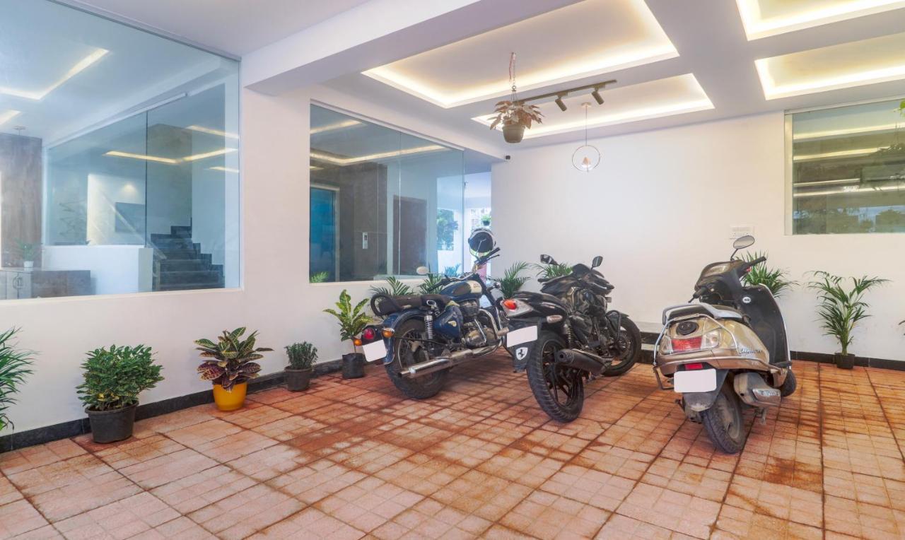 Treebo Navya The Park Hotel Hyderabad Luaran gambar