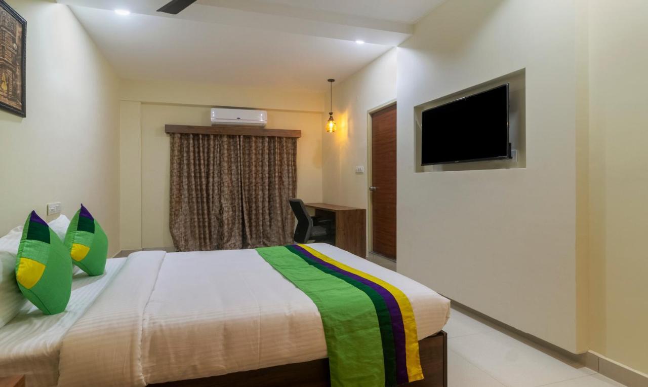 Treebo Navya The Park Hotel Hyderabad Luaran gambar